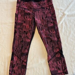 Lululemon Athletica Dynamic Pink and Black Leggings